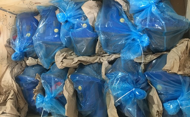 如何排除力士樂液壓齒輪泵吸不上油？