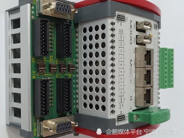 美國(guó)MOOG控制器D138-002-002加密狗